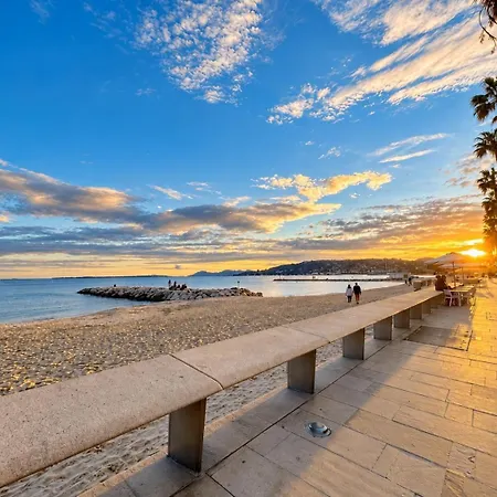 Apartment Juan-les-pins , T3 Luxe , Garage , 2 Min Antibes